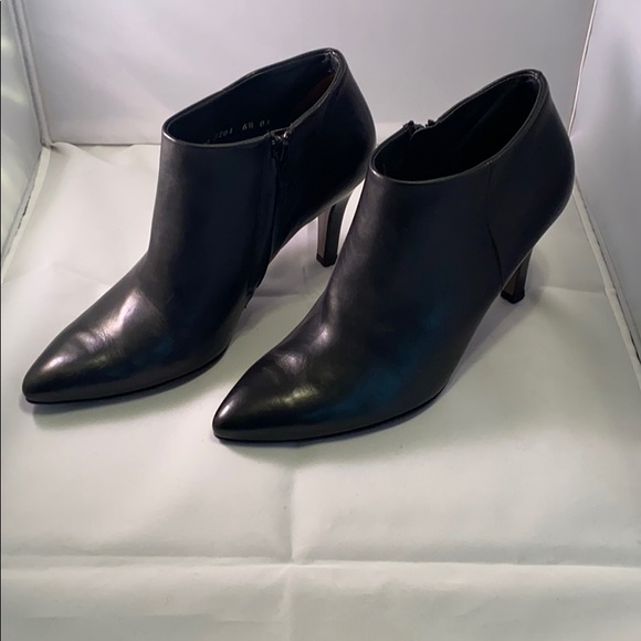 Paul Green Shoes - Paul Green Munchen 3 1/2” Heel Ankle Boots